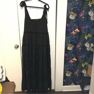 BooHoo Tiered Maxi Dress Black Size 18 Preowned